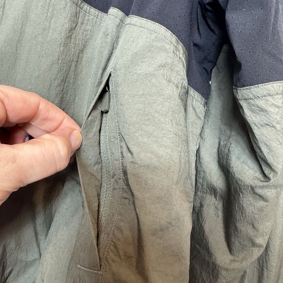 Lululemon Color Block Nylon Collared Jacket Retro Army Green/Black Size XS NWT - Picture 7 of 11